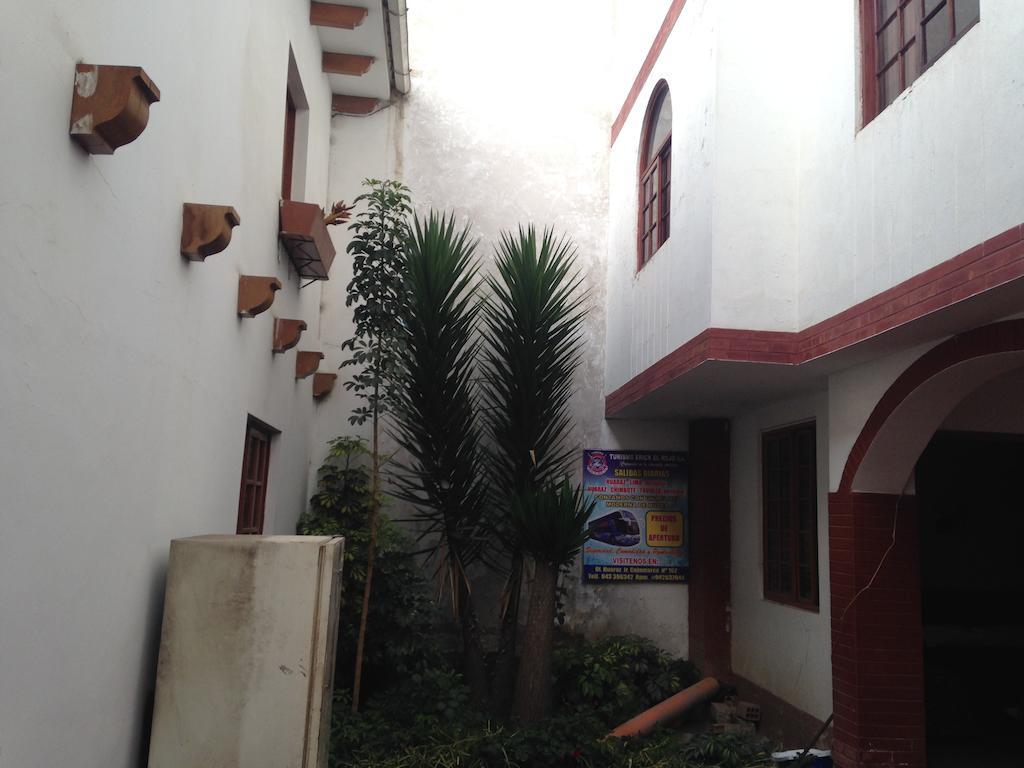 Hospedaje Casa Blanca Huaraz  Exterior photo